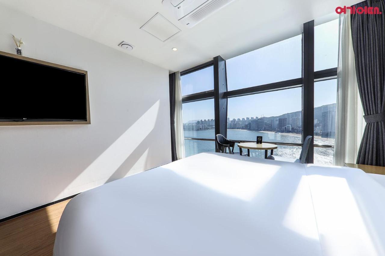 בוסאן Gwanganri Hotel Oceanview מראה חיצוני תמונה