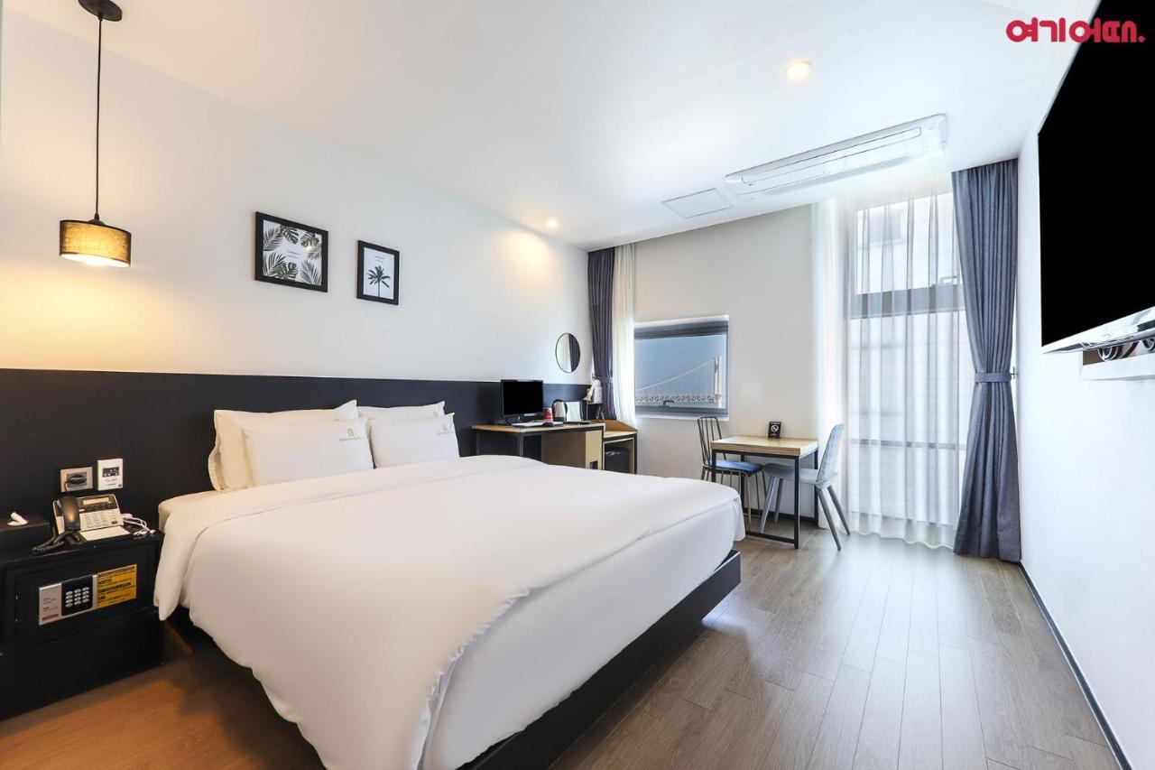 בוסאן Gwanganri Hotel Oceanview מראה חיצוני תמונה
